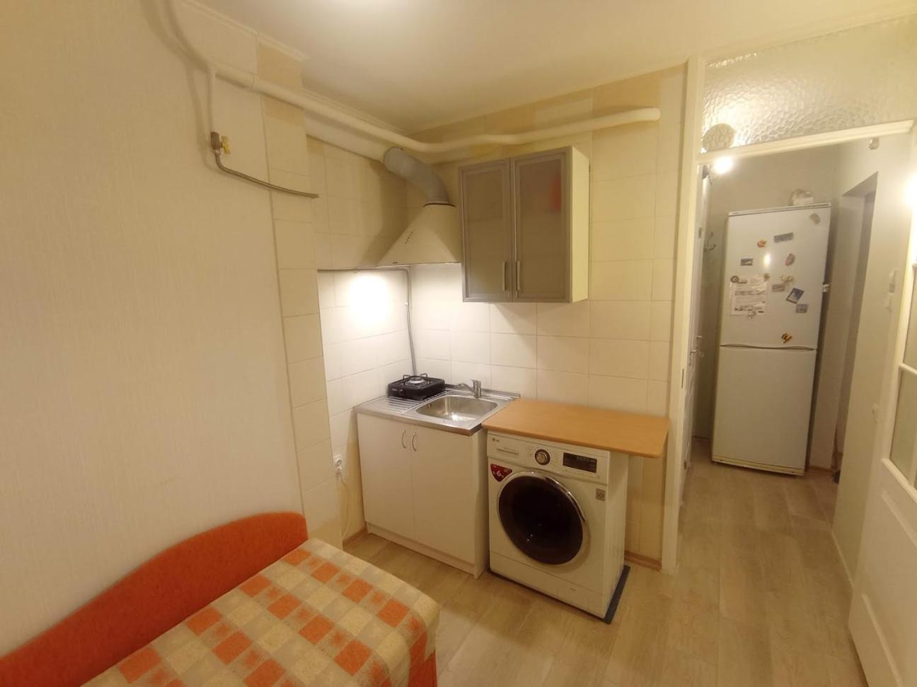 A Comfortable 18M Room With Balcony Tallinn Eksteriør bilde